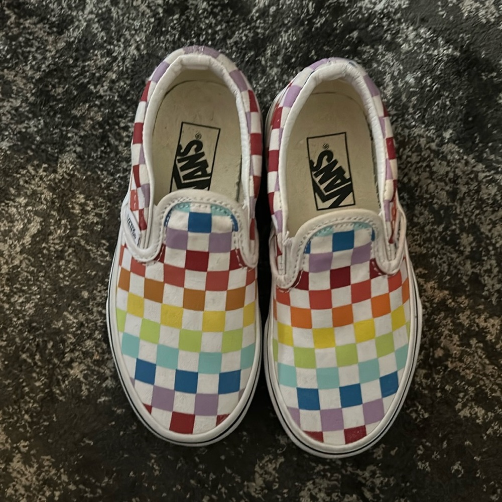 Kids rainbow checkered vans shoes sz 11
